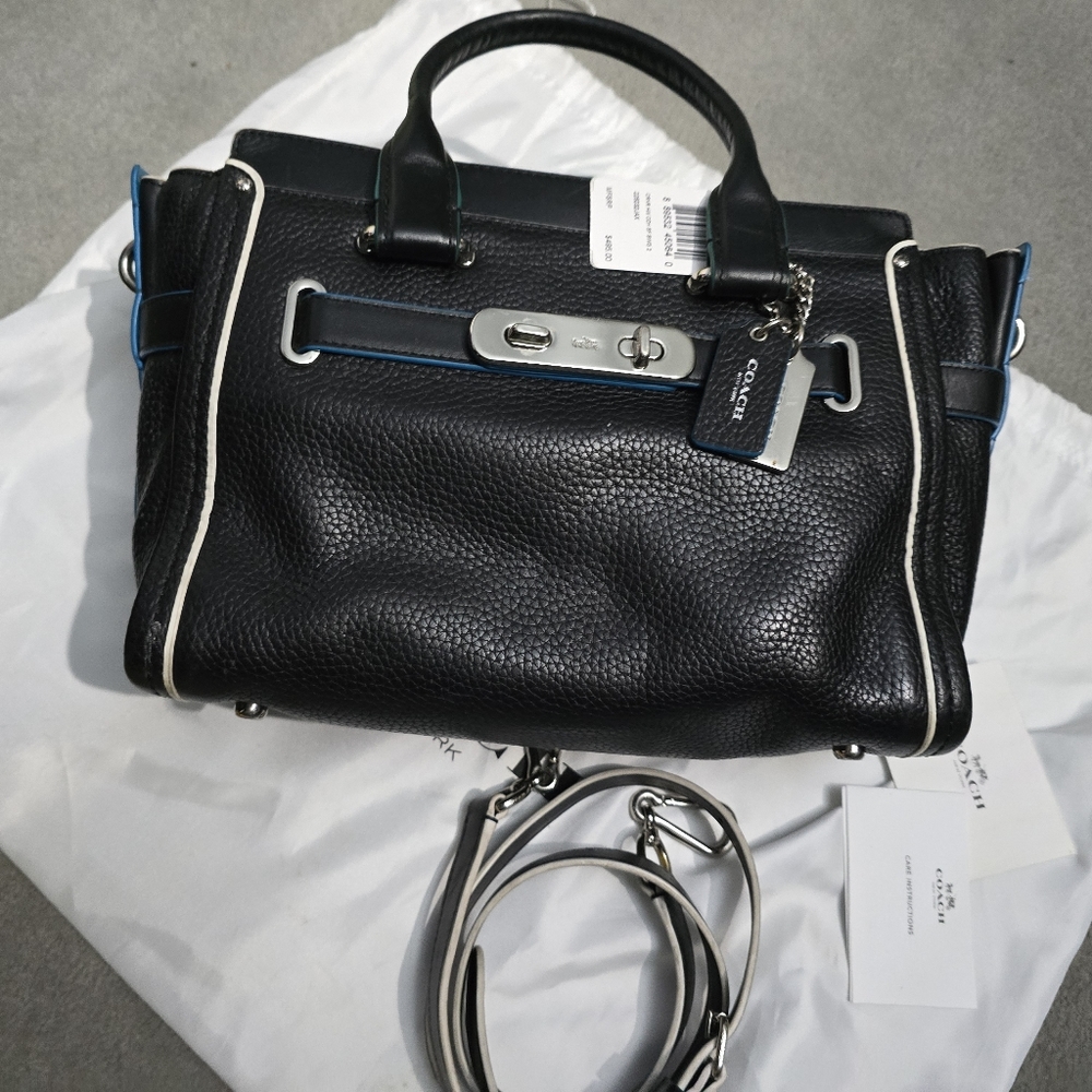 COACH SWAGGER 27 Satchel Colorblock Pebble Leather